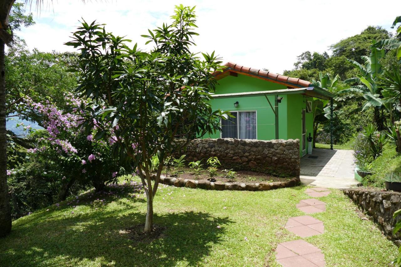 Lodge Sanlaz *